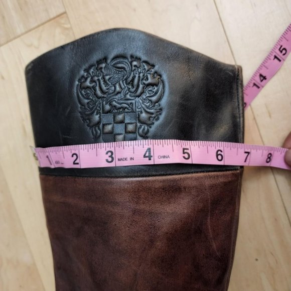 Vince Camuto Size 8B boots! 8B size Vince camuto boots In great condition! - Picture 3 of 4